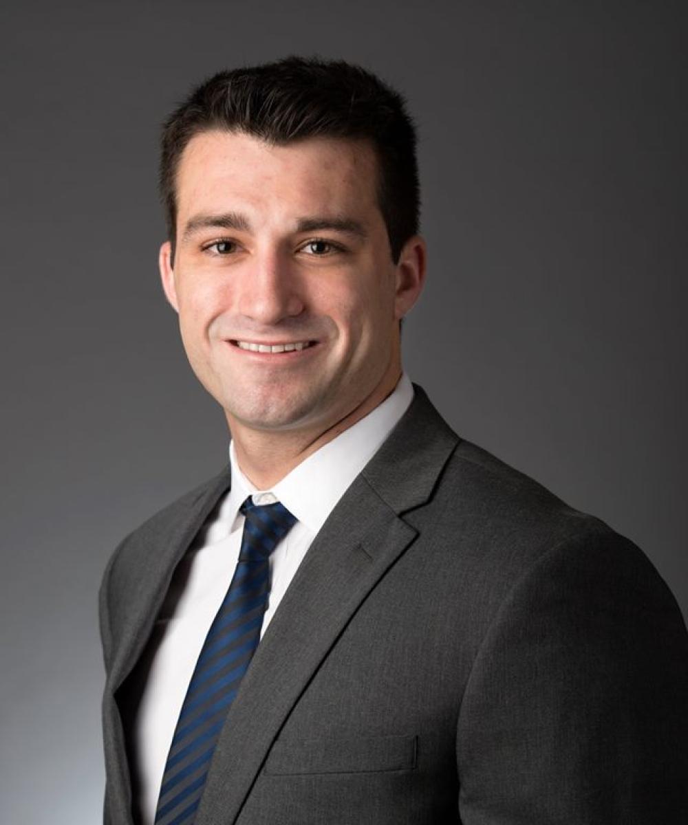 John | Financial Analyst | Financial Trust Asset Management